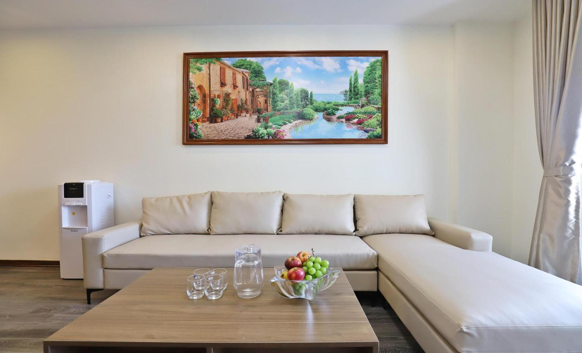 Luxe Paradise Suites Tay Ho Ханой Екстериор снимка